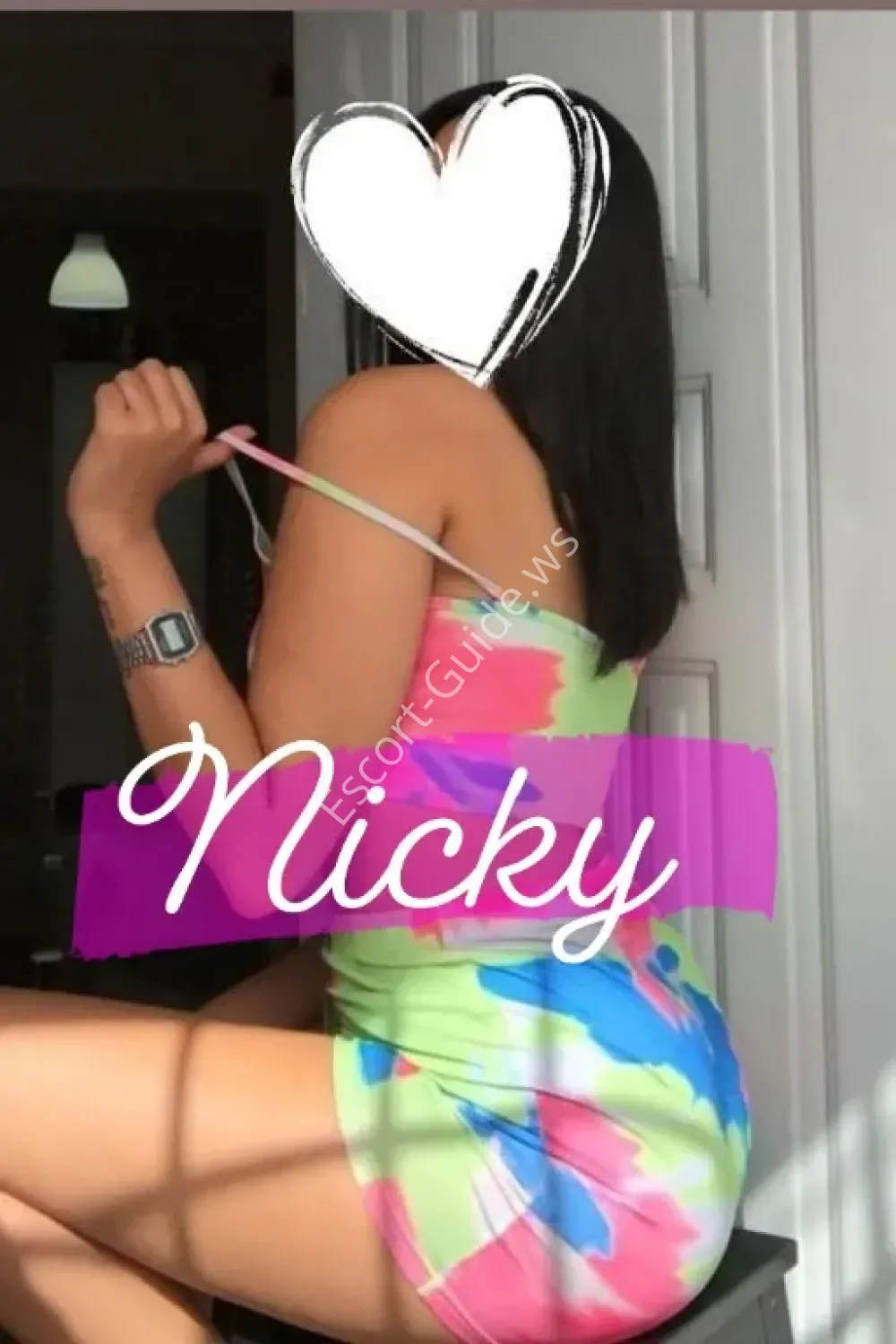 Nicky tu Bombón , Latina