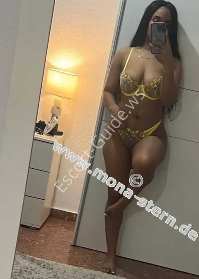 Sally, Latina