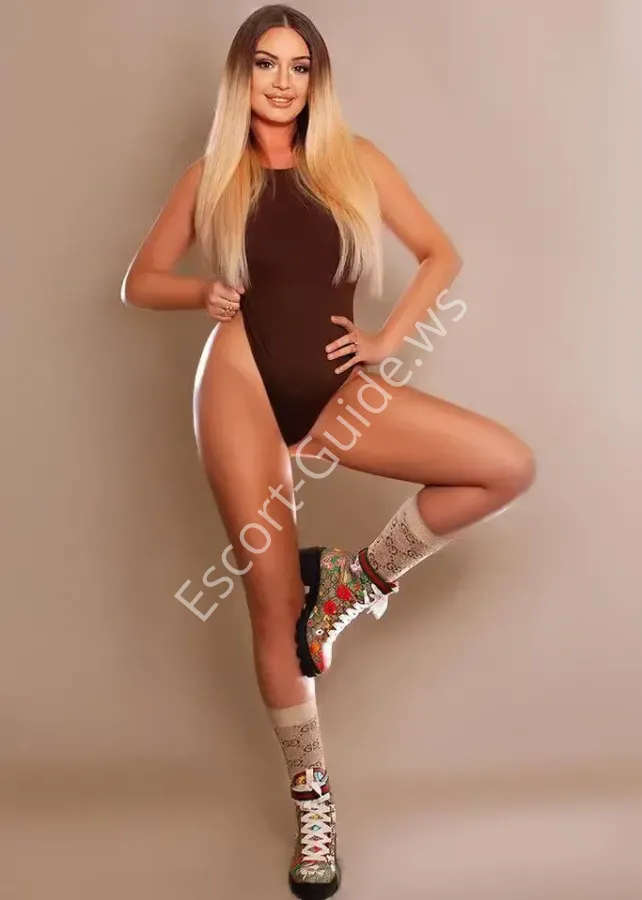 Caprice, Caucasian