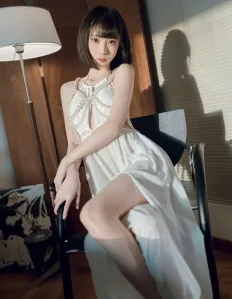 Hirano Risa, Asiatico