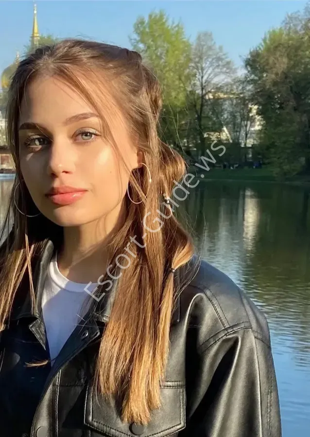 Marisol, Caucasico