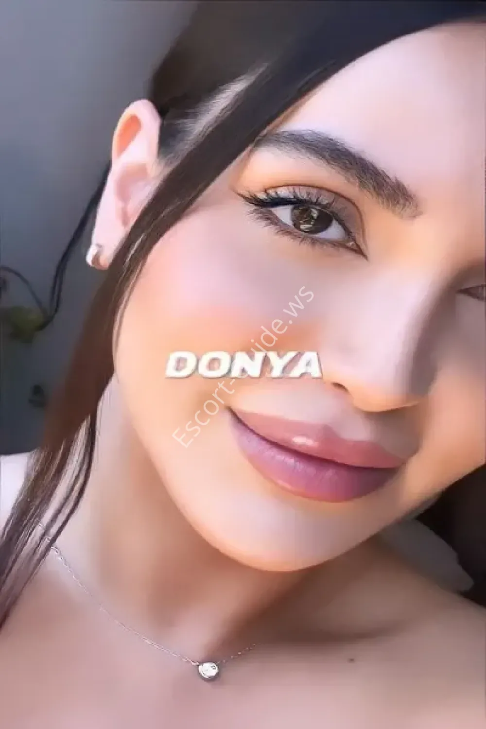 Donya, Arabe